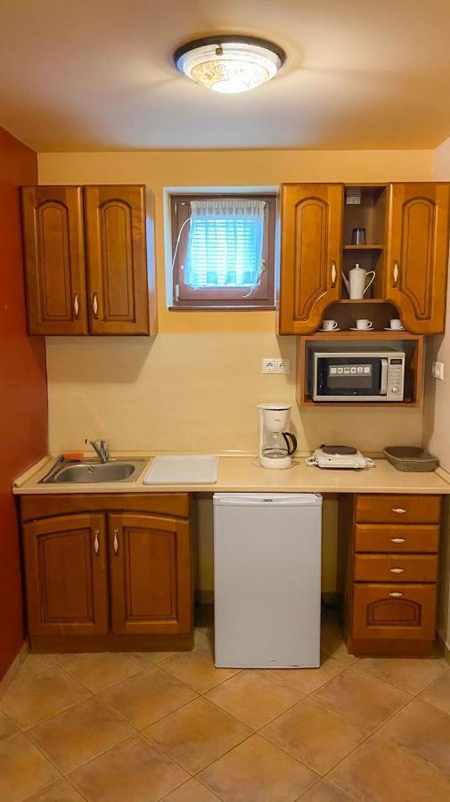 Bajor Panzio Buek-Buekfuerdo, Adults Friendly 12 Plus Extérieur photo