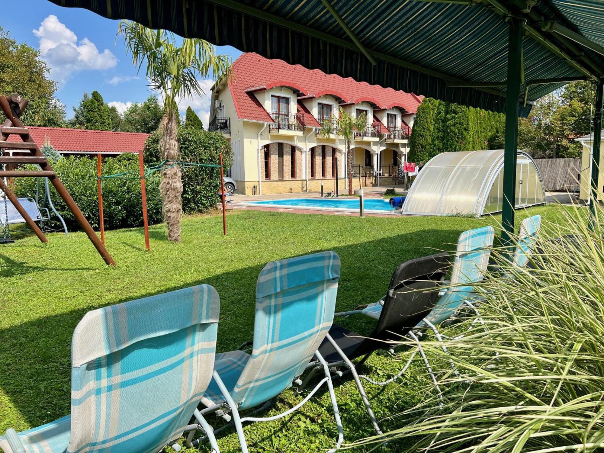 Bajor Panzio Buek-Buekfuerdo, Adults Friendly 12 Plus Extérieur photo