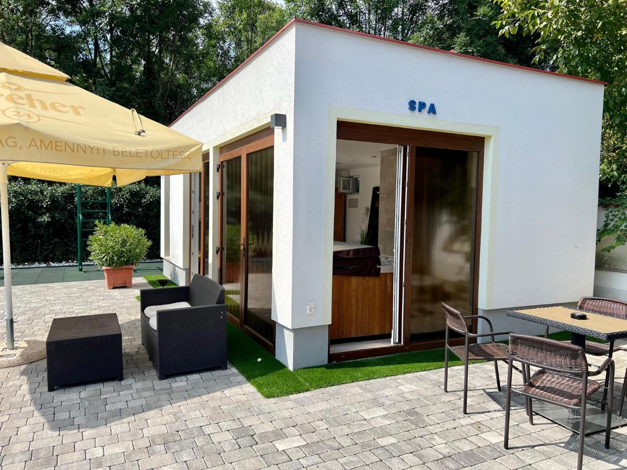 Bajor Panzio Buek-Buekfuerdo, Adults Friendly 12 Plus Extérieur photo