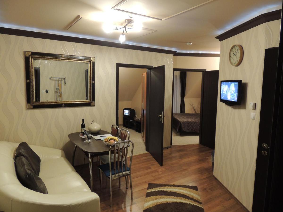 Bajor Panzio Buek-Buekfuerdo, Adults Friendly 12 Plus Extérieur photo